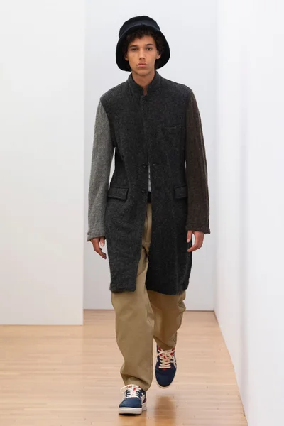 Look 28